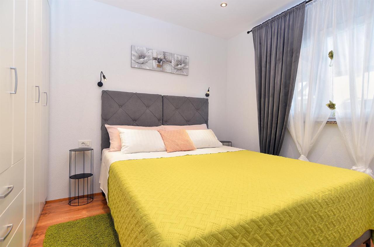 Apartment Snjezana 1064 Rovinj Exterior photo