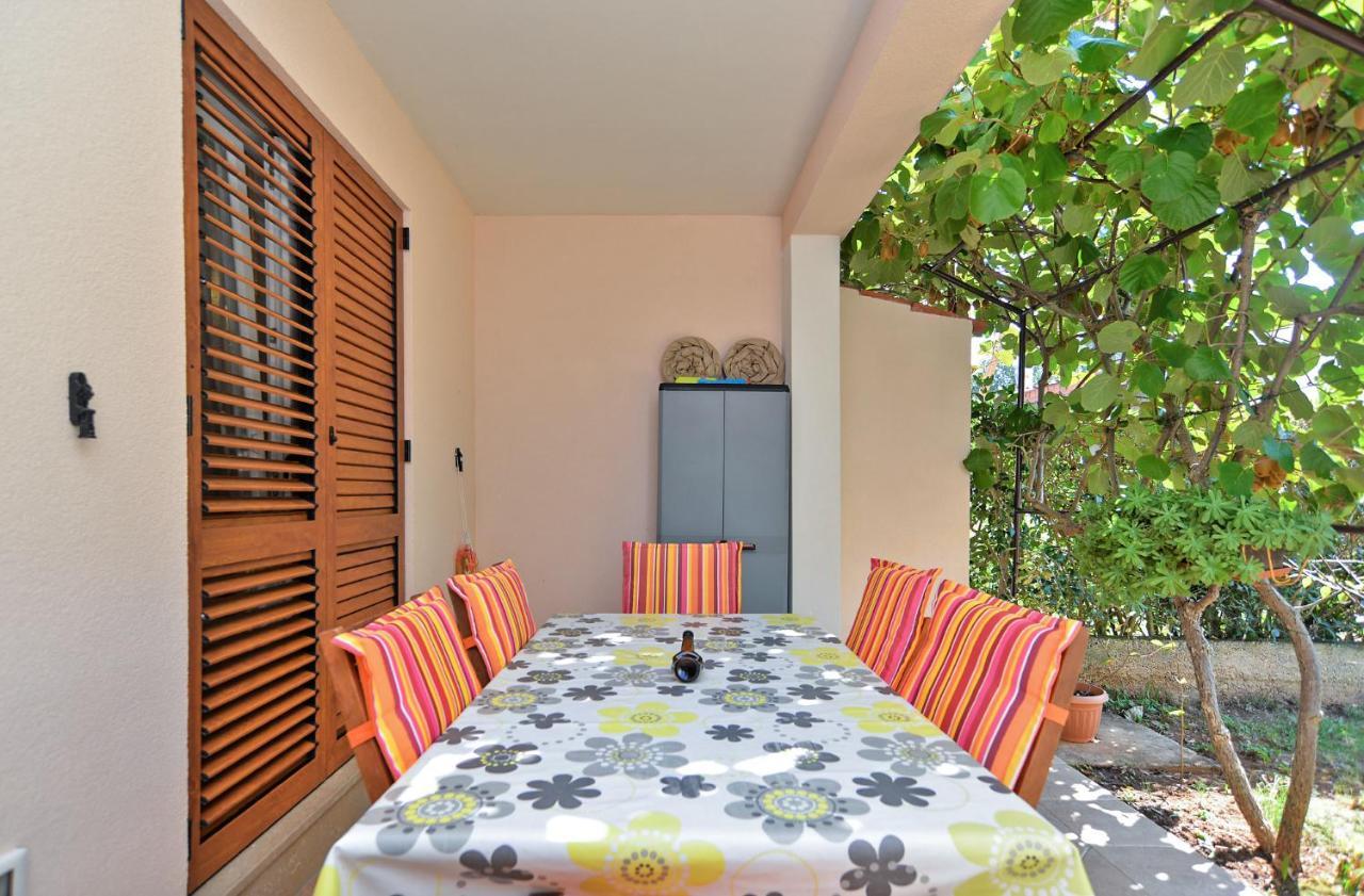 Apartment Snjezana 1064 Rovinj Exterior photo